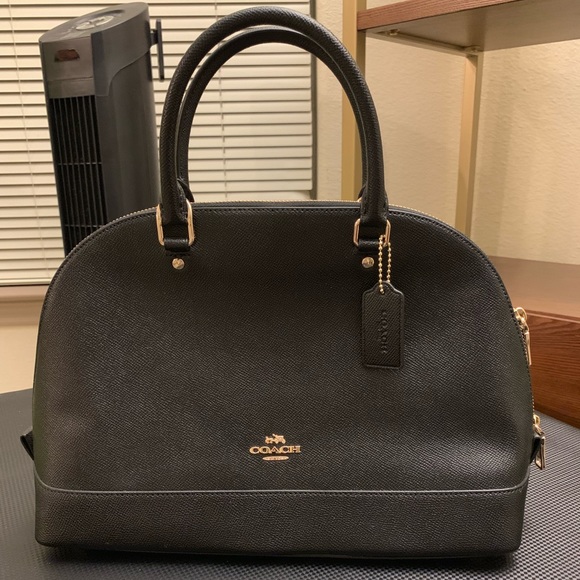 Black COACH handbag/over the shoulder bag - Picture 2 of 6